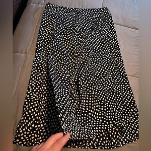 Long skirt. Black and white.